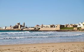 No 14 Cadiz
